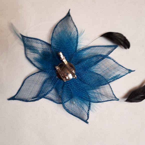 Feather Flower Fascinator with Hair Clip or Pin - Picture 2 of 4
